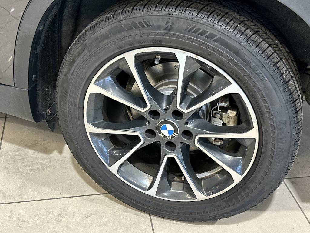 Thumbnail: 2017 BMW X5 - 8