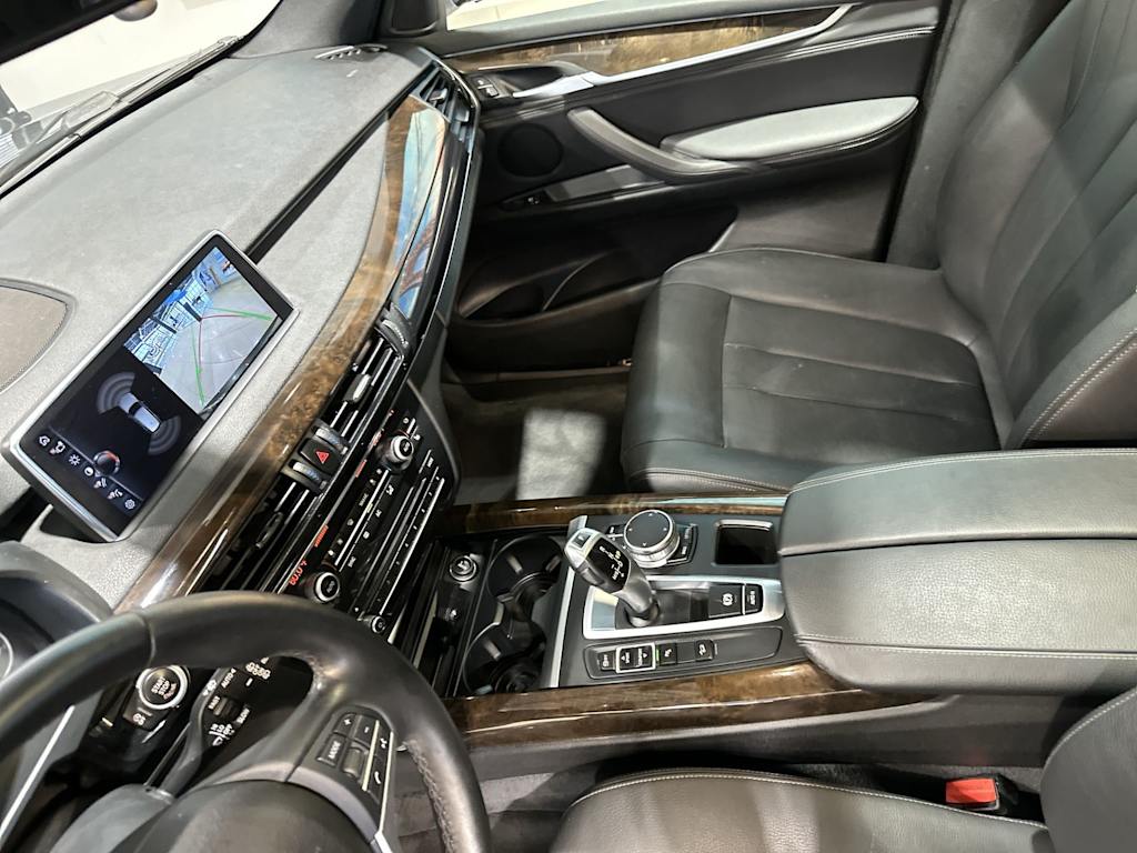 Thumbnail: 2017 BMW X5 - 33