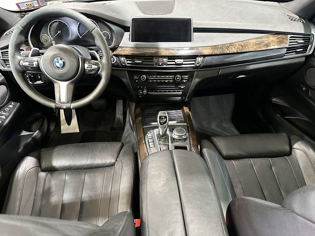 Thumbnail: 2017 BMW X5 - 10