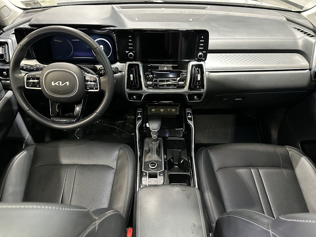 Thumbnail: 2023 Kia Sorento - 2