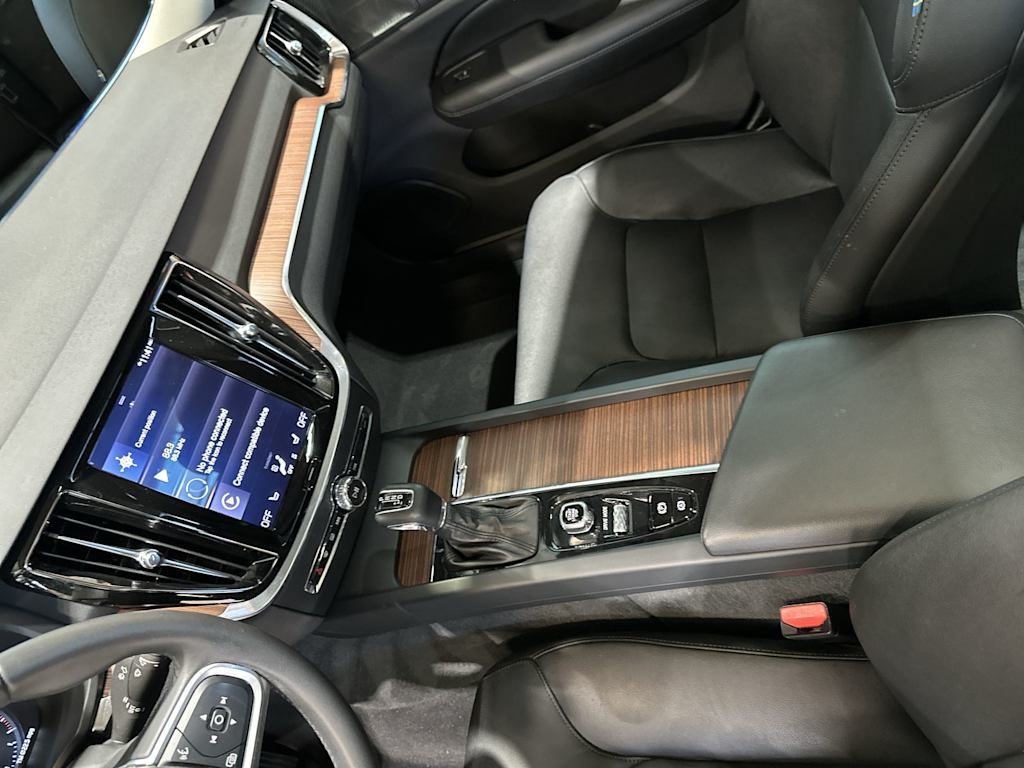 Thumbnail: 2019 Volvo S60 - 31