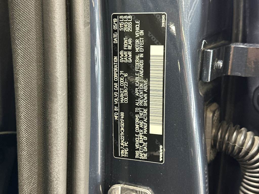 Thumbnail: 2019 Volvo S60 - 16
