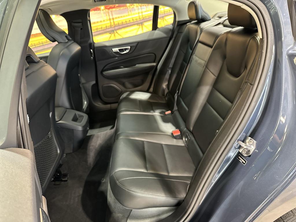 Thumbnail: 2019 Volvo S60 - 29