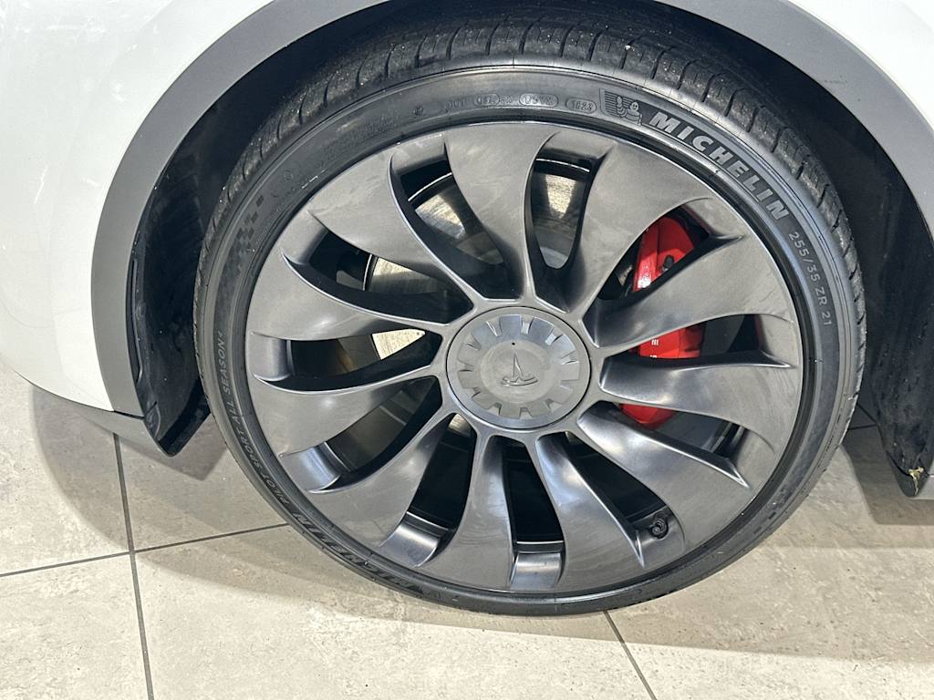 Thumbnail: 2023 Tesla Model Y - 8