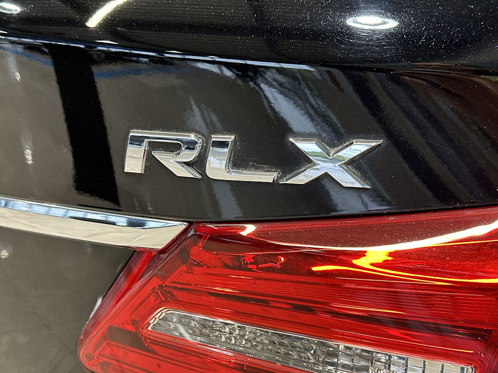 Thumbnail: 2016 Acura RLX - 30