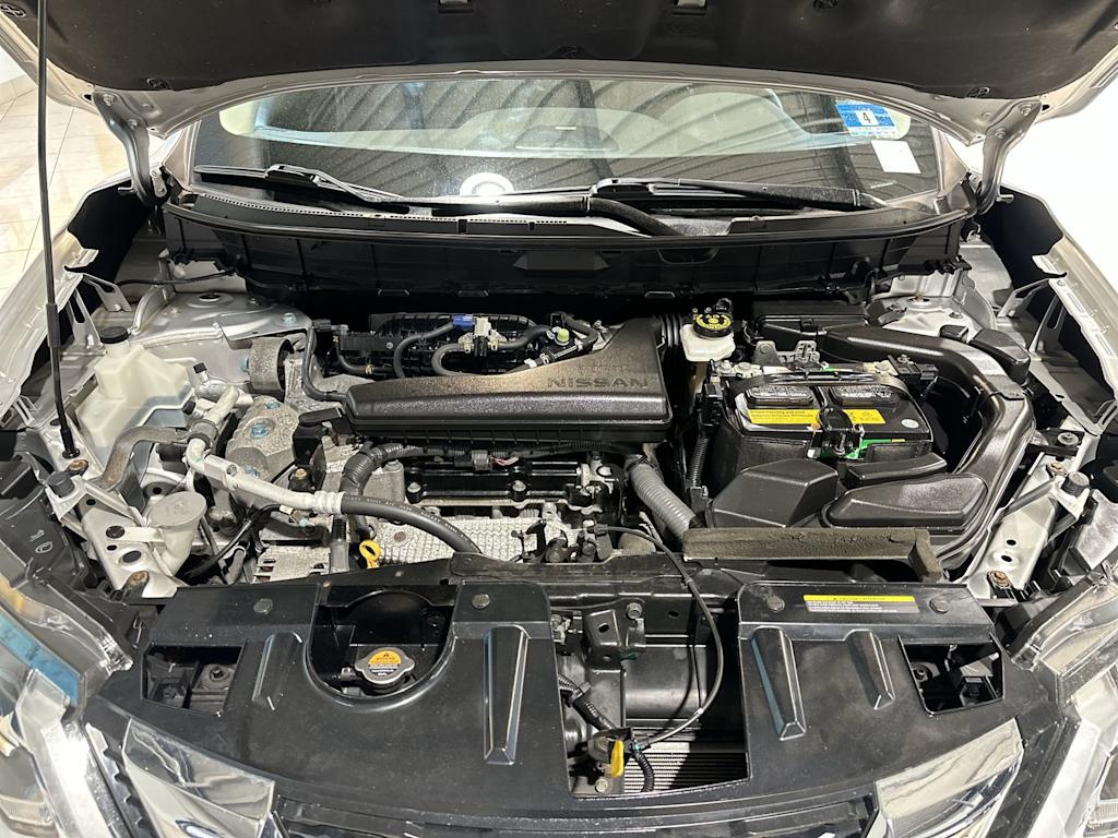 Thumbnail: 2018 Nissan Rogue - 9