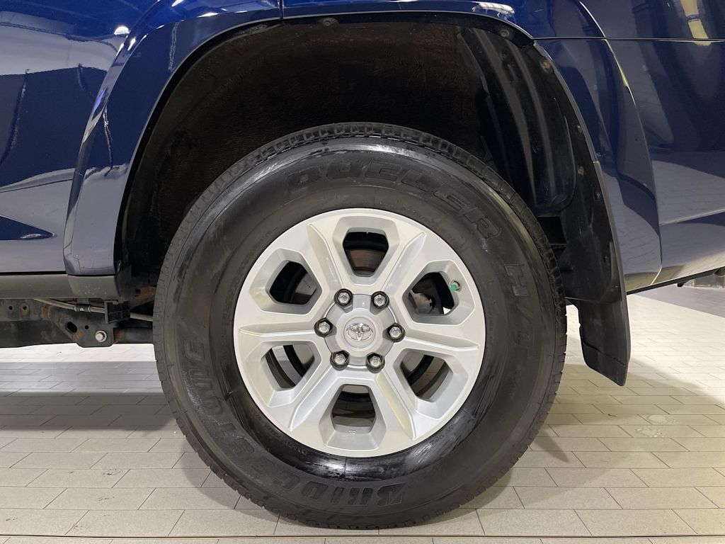 Thumbnail: 2020 Toyota 4Runner - 8