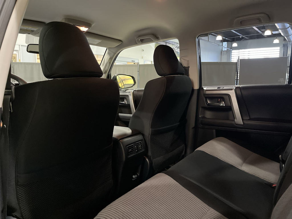 Thumbnail: 2020 Toyota 4Runner - 13