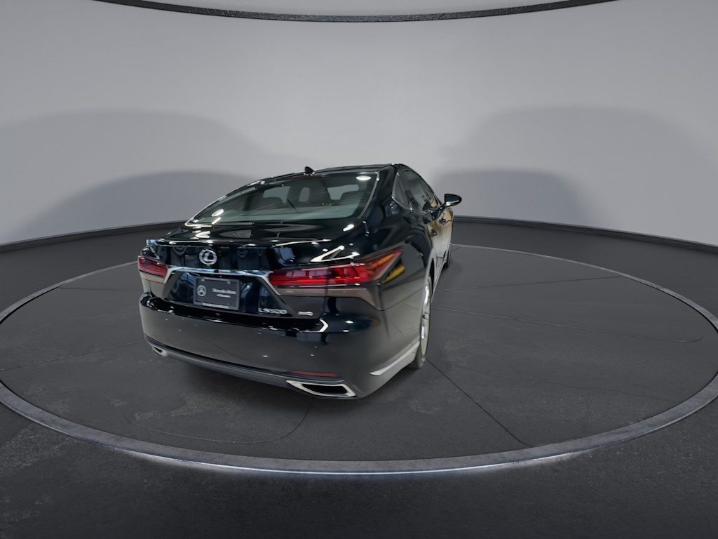 Thumbnail: 2022 Lexus LS - 22