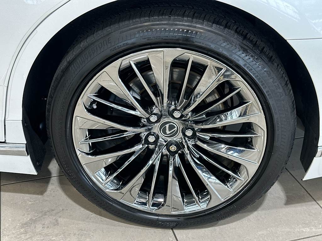 Thumbnail: 2023 Lexus LS - 8