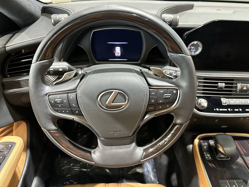Thumbnail: 2023 Lexus LS - 14