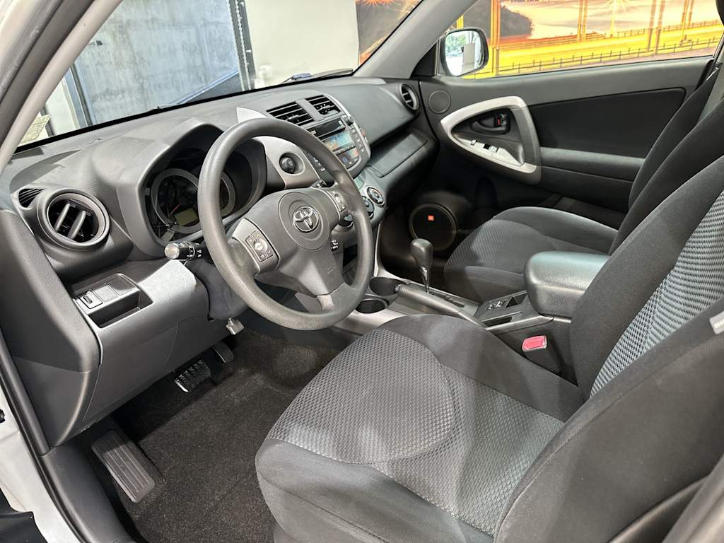 Thumbnail: 2007 Toyota RAV4 - 11
