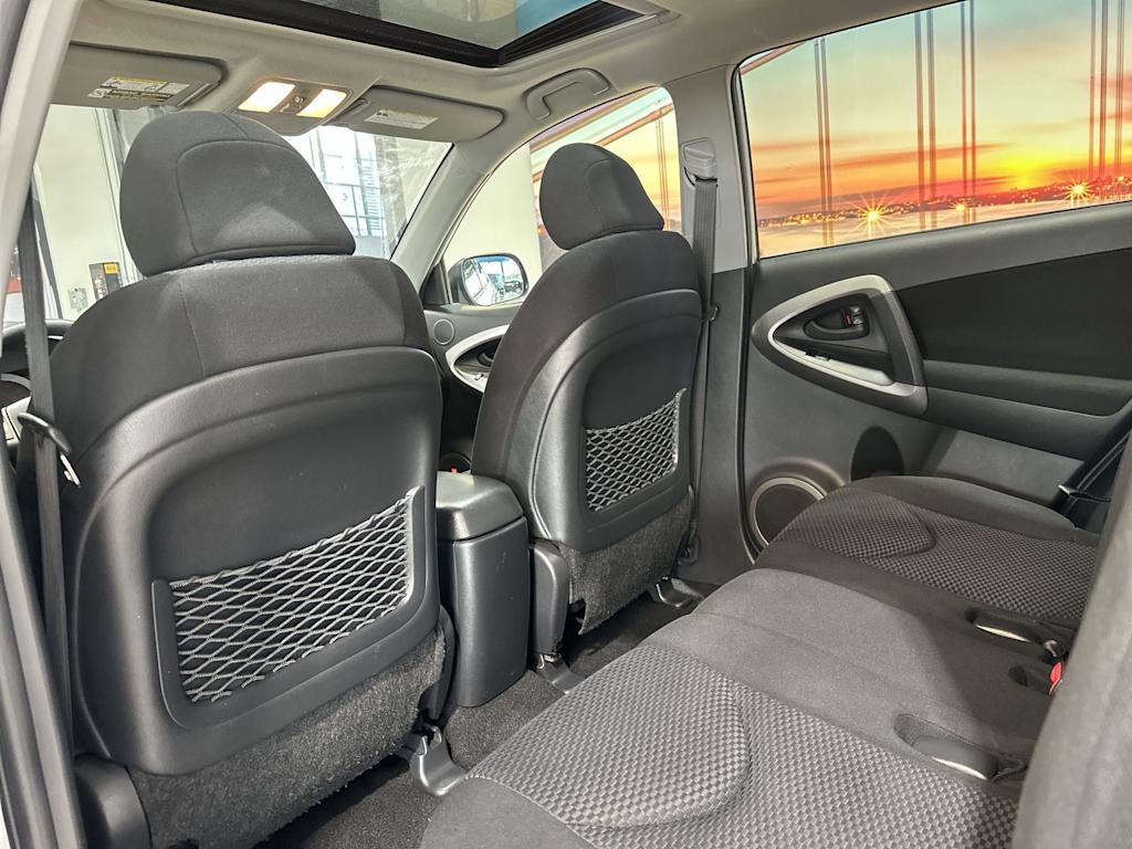Thumbnail: 2007 Toyota RAV4 - 13