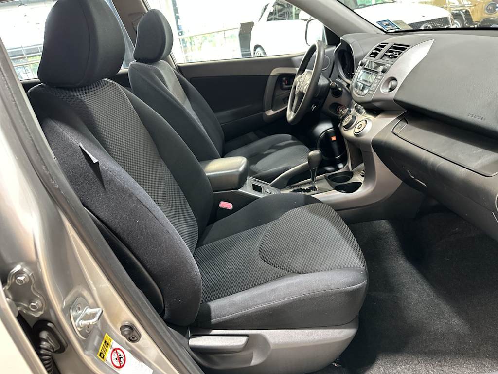 Thumbnail: 2007 Toyota RAV4 - 32