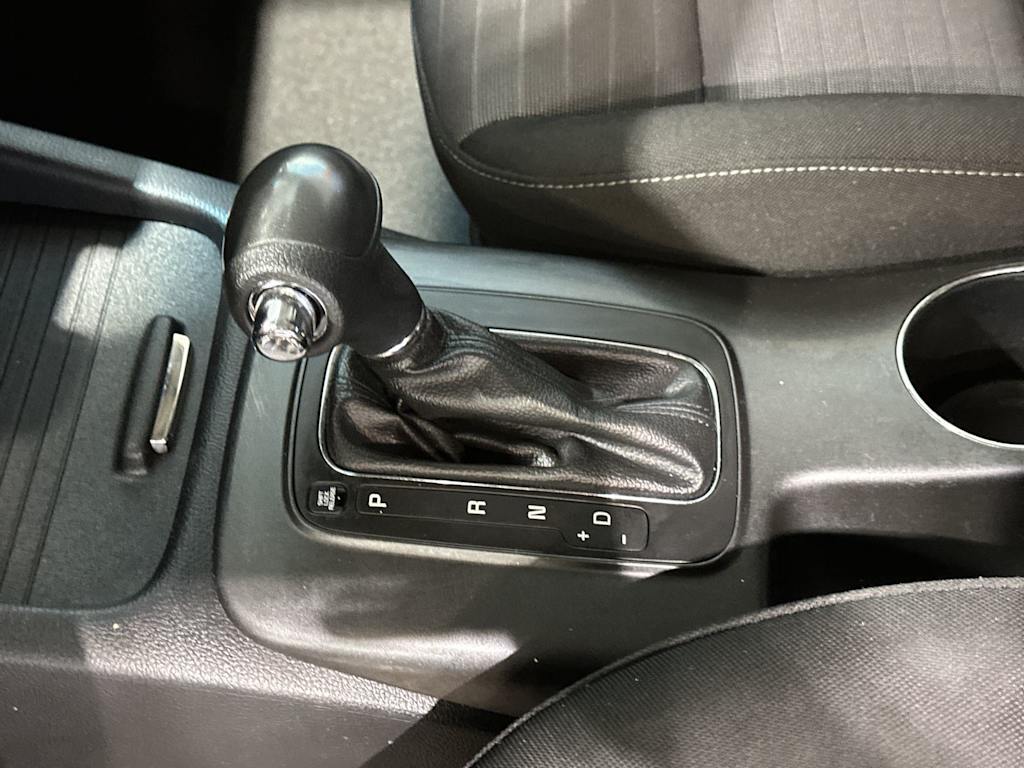 Thumbnail: 2016 Kia Forte - 14