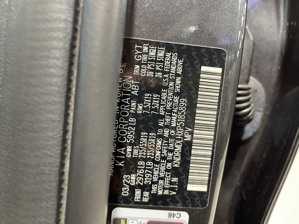 Thumbnail: 2023 Kia Sorento - 17