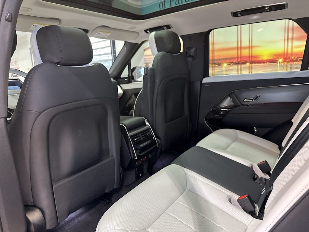 Thumbnail: 2024 Land Rover Range Rover Sport - 13