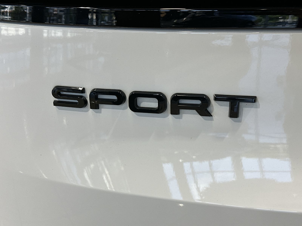 Thumbnail: 2024 Land Rover Range Rover Sport - 7
