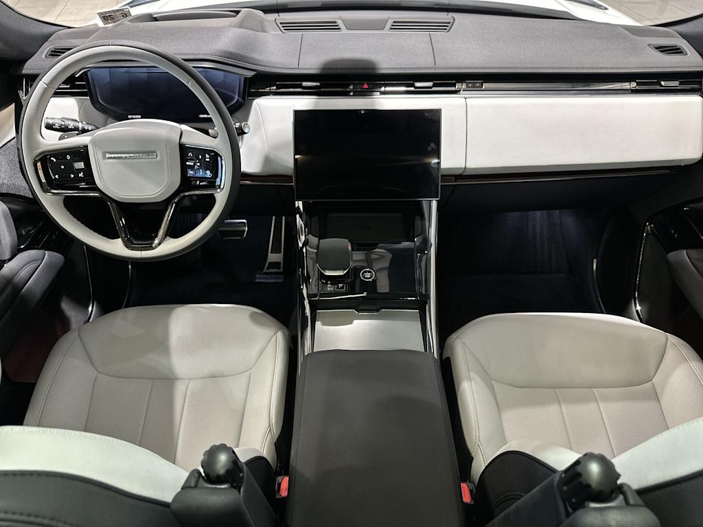 Thumbnail: 2024 Land Rover Range Rover Sport - 2