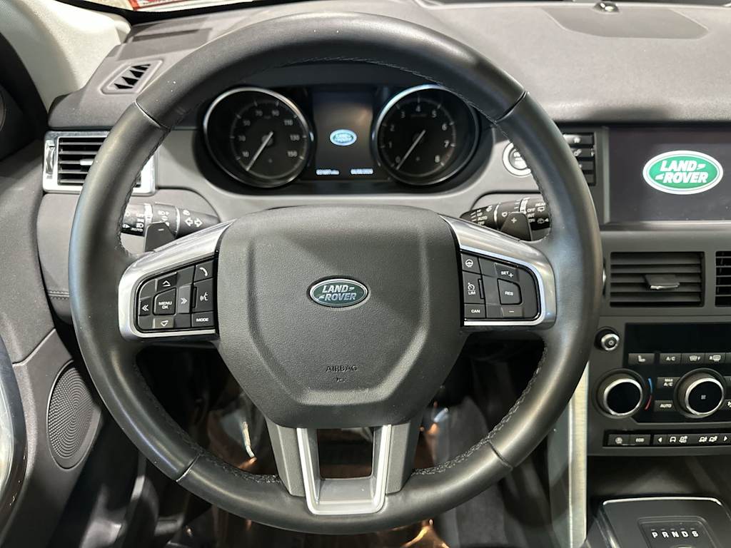 Thumbnail: 2019 Land Rover Discovery Sport - 9