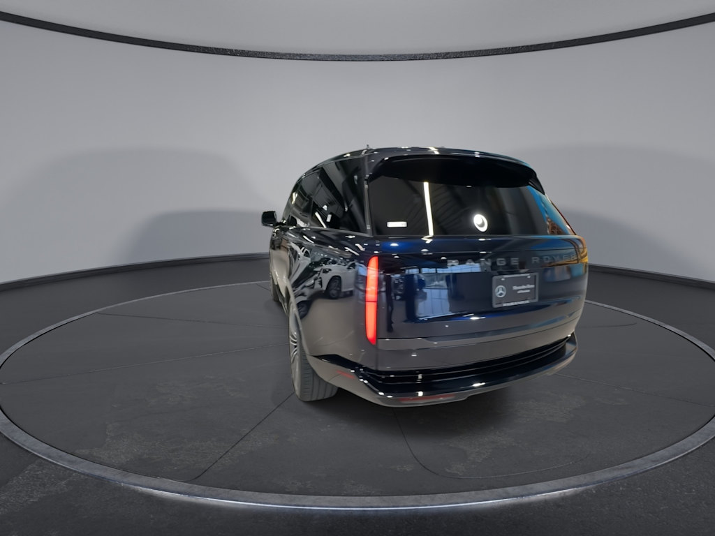 Thumbnail: 2024 Land Rover Range Rover - 22