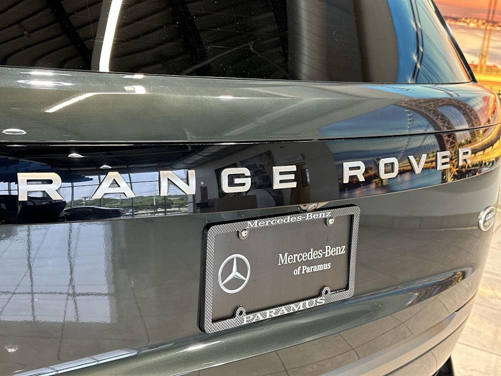 Thumbnail: 2023 Land Rover Range Rover - 7