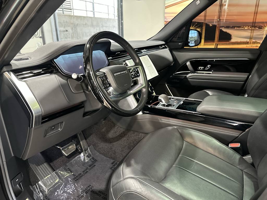 Thumbnail: 2023 Land Rover Range Rover - 2