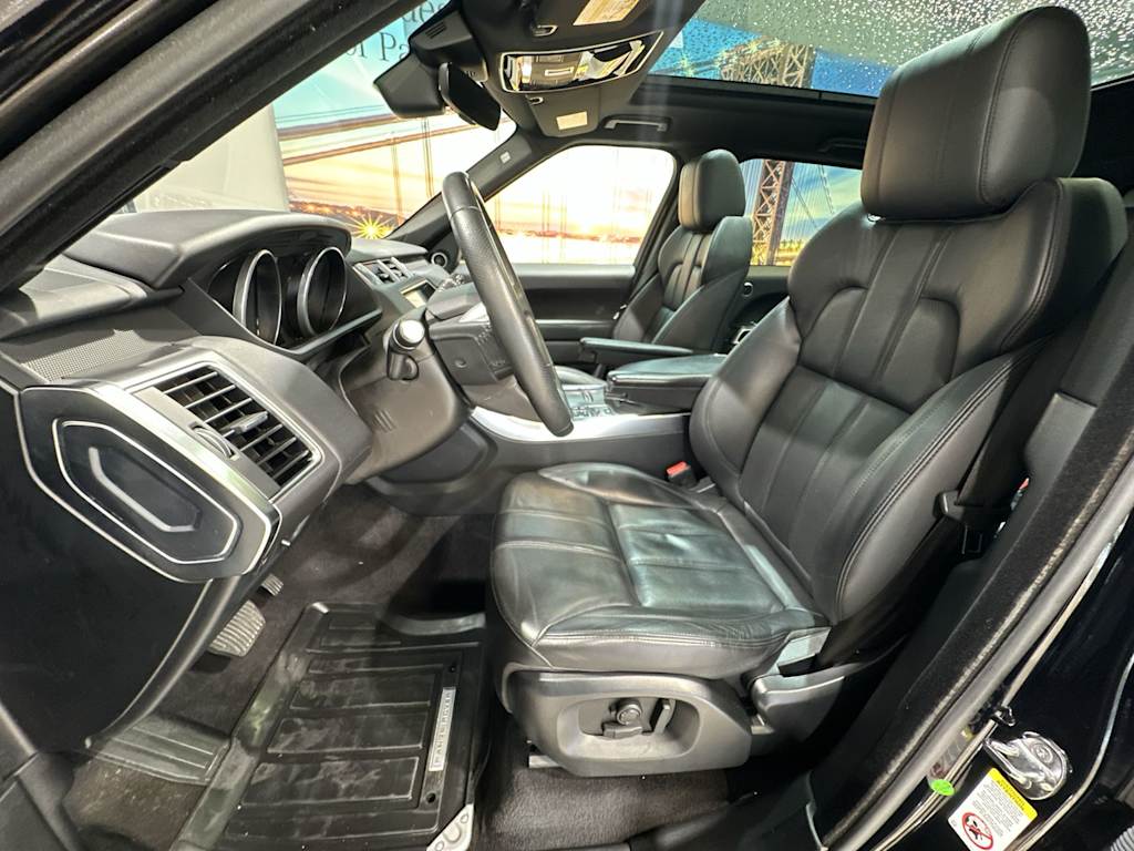 Thumbnail: 2017 Land Rover Range Rover Sport - 12