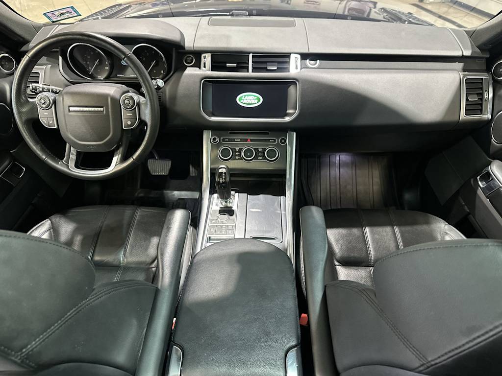 Thumbnail: 2017 Land Rover Range Rover Sport - 2