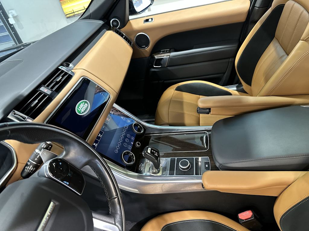 Thumbnail: 2022 Land Rover Range Rover Sport - 33