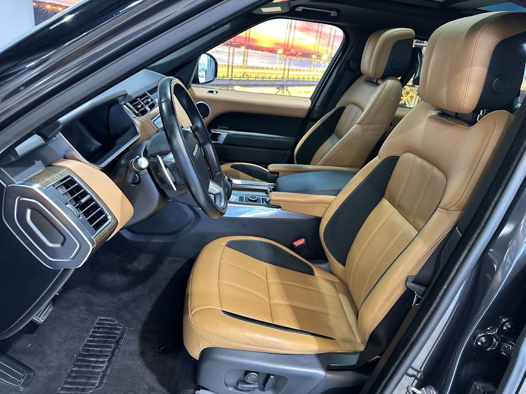 Thumbnail: 2022 Land Rover Range Rover Sport - 11