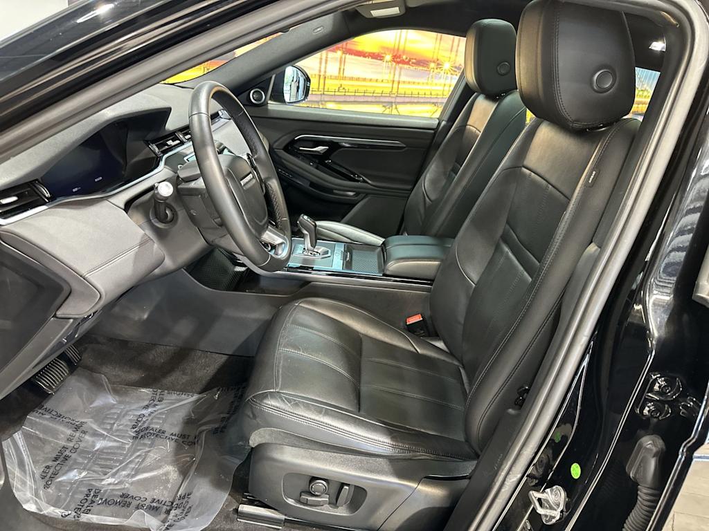 Thumbnail: 2020 Land Rover Range Rover Evoque - 10