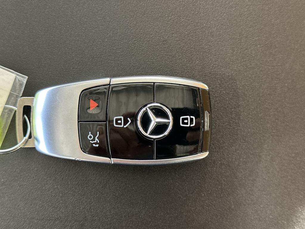 Thumbnail: 2023 Mercedes-Benz E-Class - 18