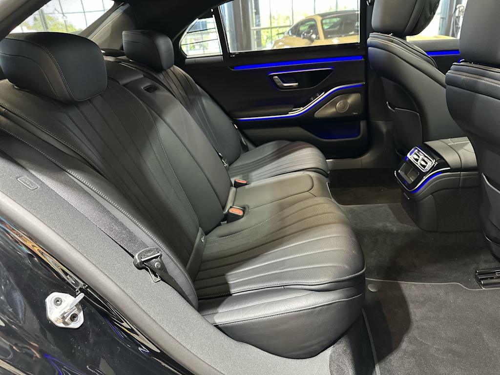 Thumbnail: 2023 Mercedes-Benz S-Class - 32