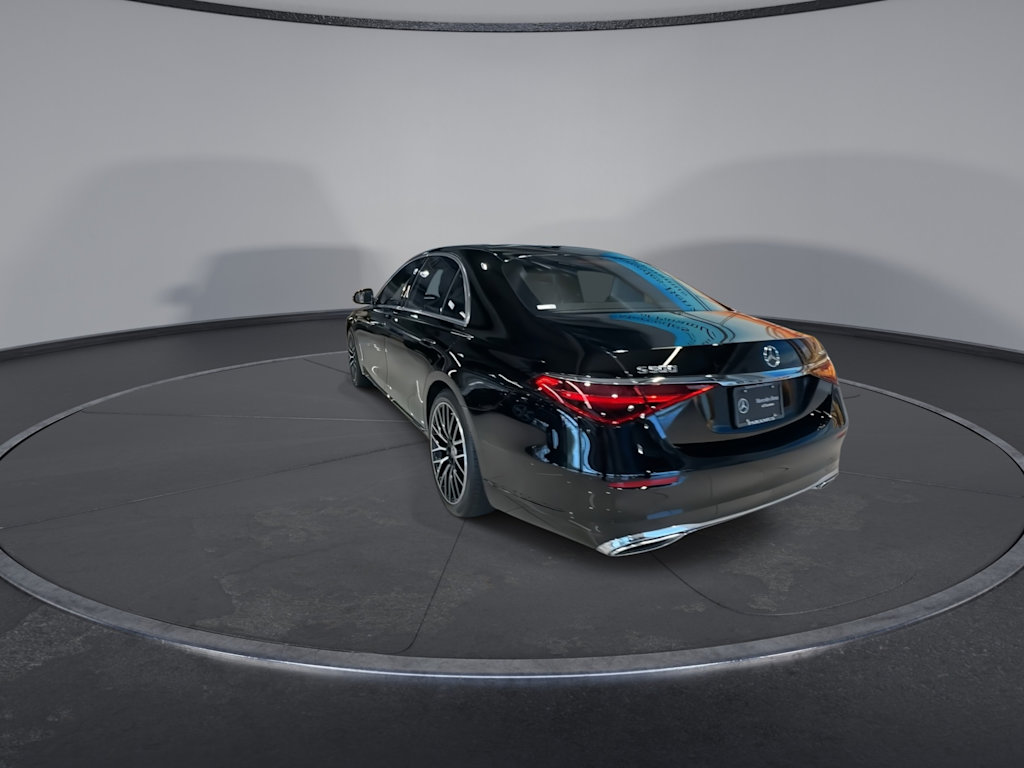 Thumbnail: 2023 Mercedes-Benz S-Class - 22