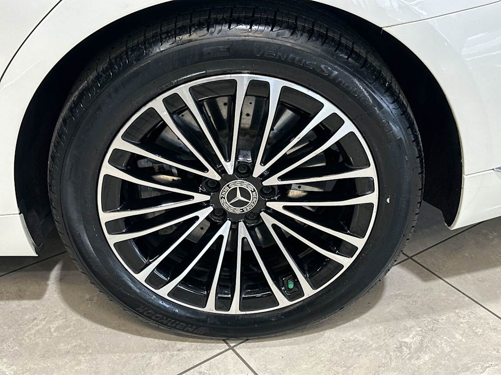 Thumbnail: 2021 Mercedes-Benz S-Class - 8
