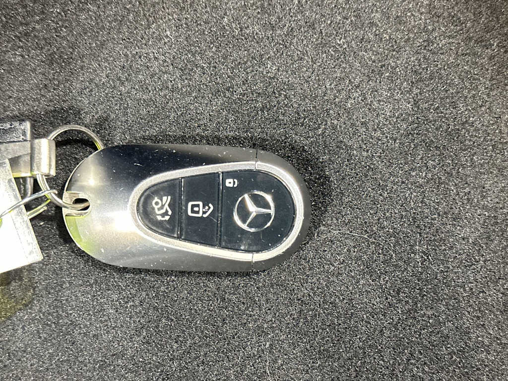 Thumbnail: 2021 Mercedes-Benz S-Class - 17