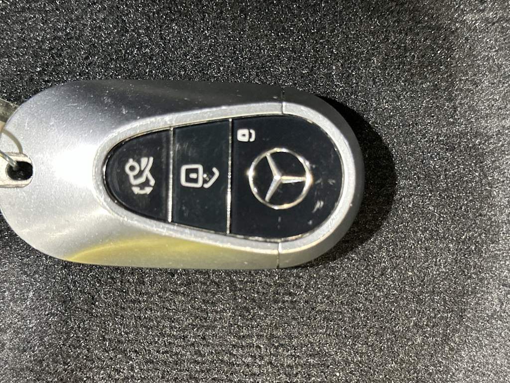 Thumbnail: 2024 Mercedes-Benz S-Class - 18