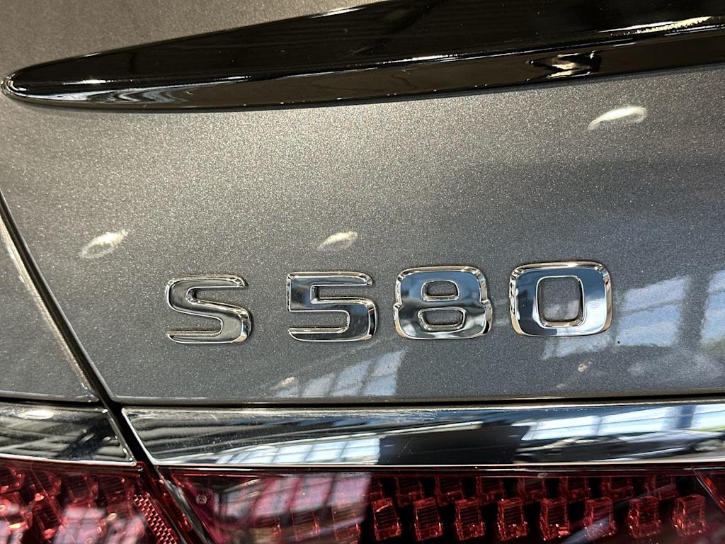 Thumbnail: 2023 Mercedes-Benz S-Class - 30