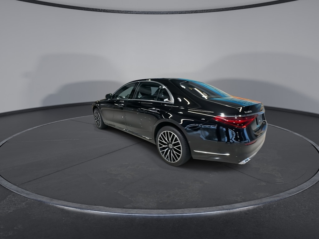 Thumbnail: 2024 Mercedes-Benz S-Class - 22