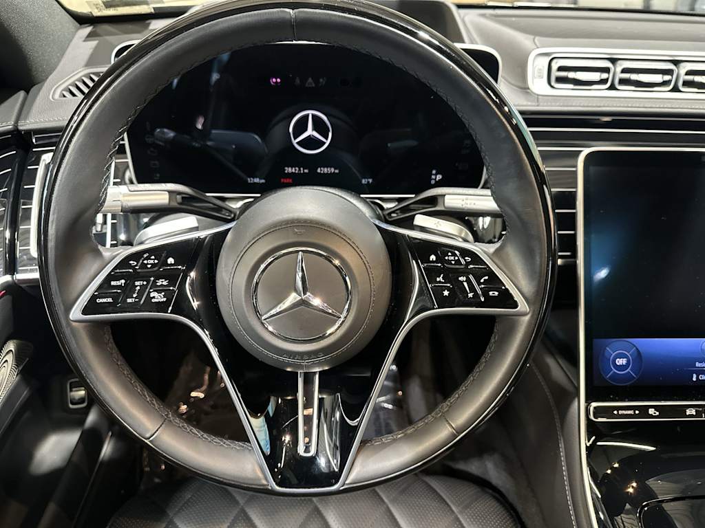 Thumbnail: 2024 Mercedes-Benz S-Class - 10
