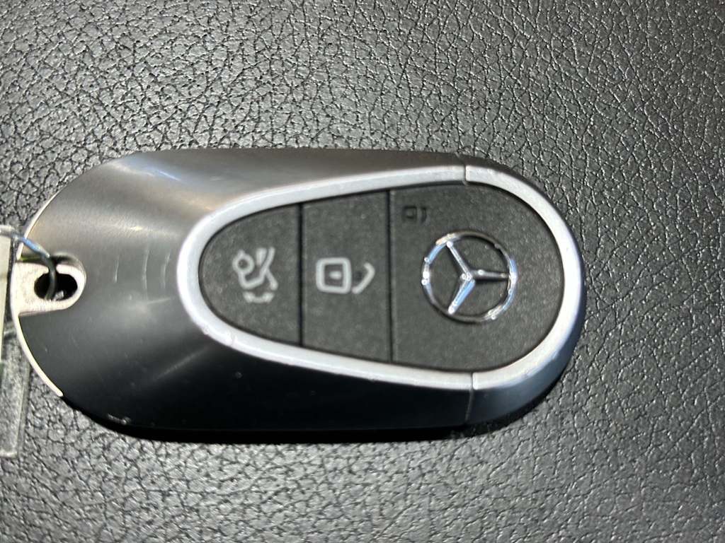 Thumbnail: 2024 Mercedes-Benz C-Class - 17