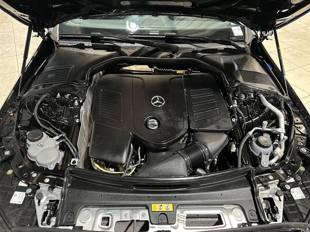 Thumbnail: 2025 Mercedes-Benz C-Class - 9