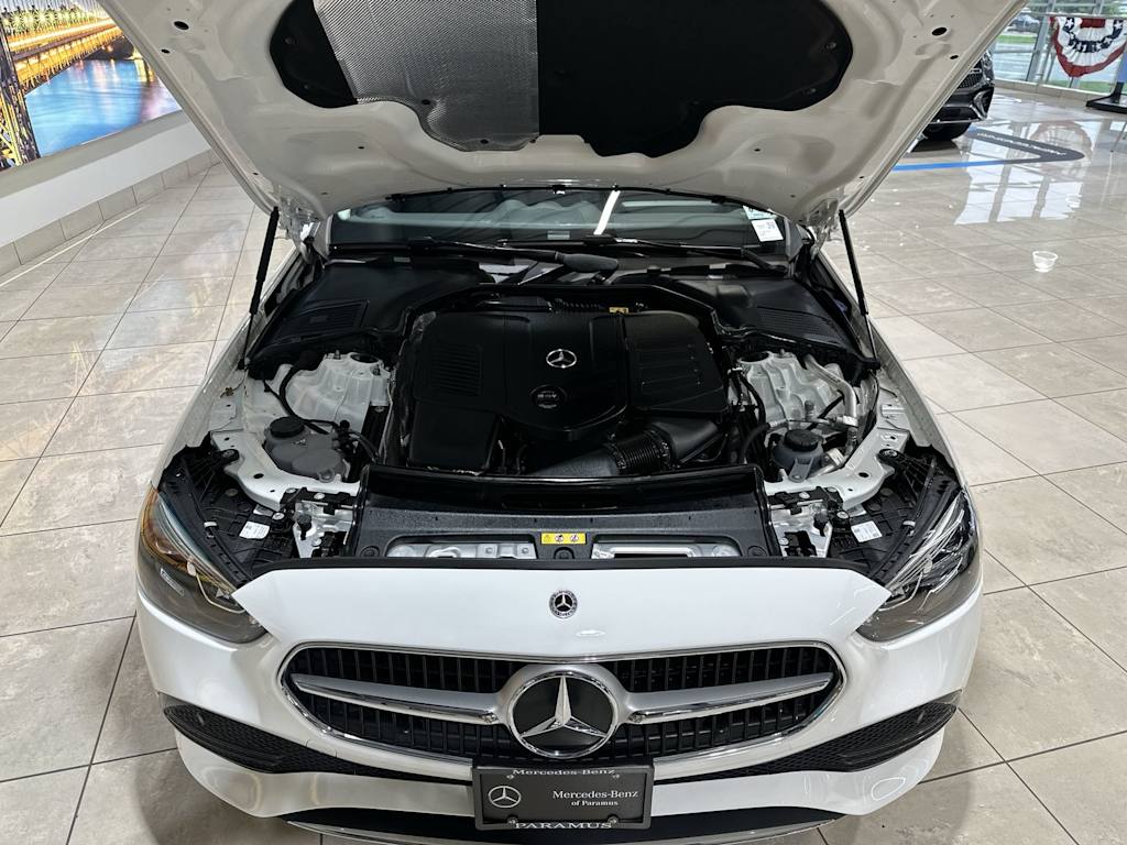 Thumbnail: 2025 Mercedes-Benz C-Class - 9