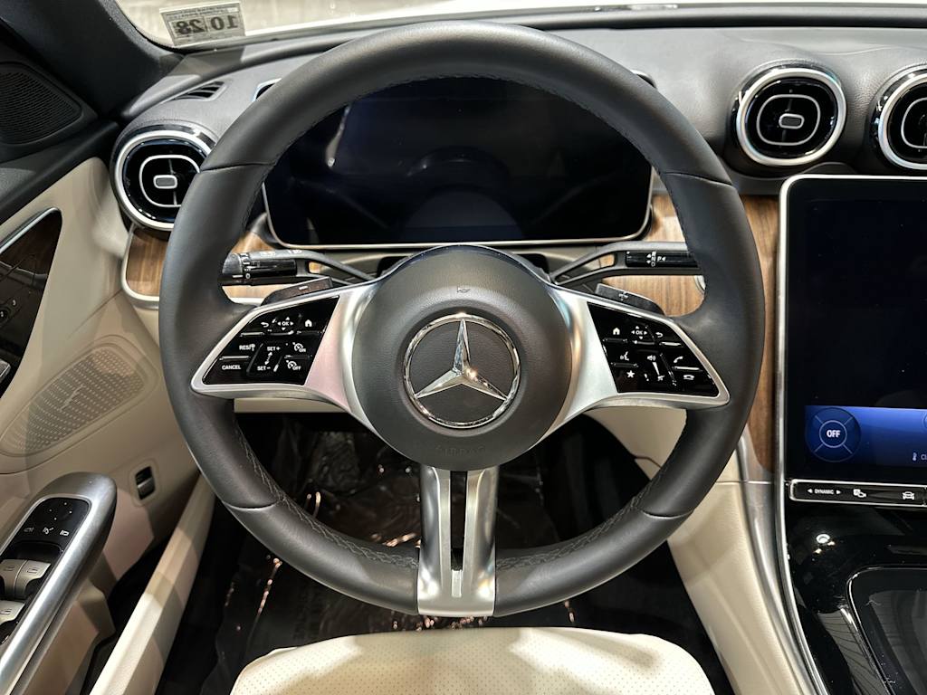 Thumbnail: 2024 Mercedes-Benz C-Class - 10