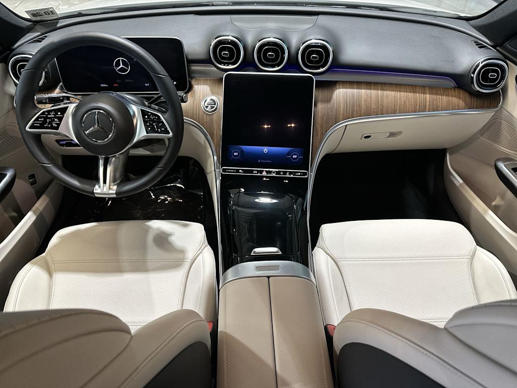Thumbnail: 2024 Mercedes-Benz C-Class - 2