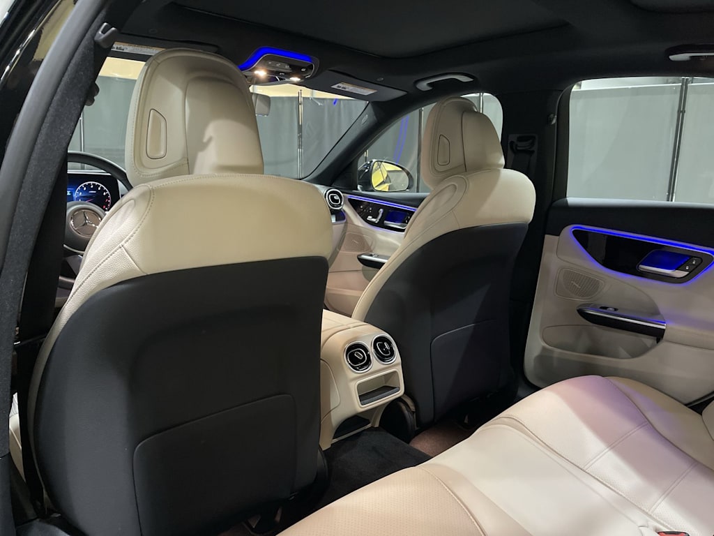 Thumbnail: 2025 Mercedes-Benz C-Class - 13