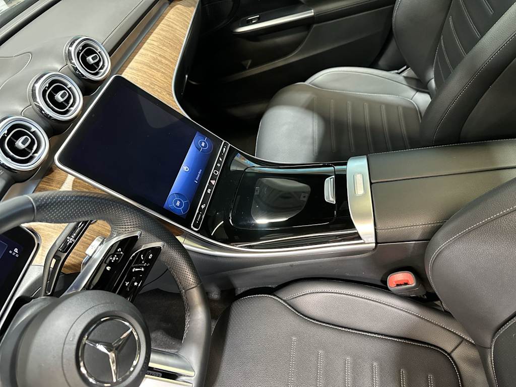 Thumbnail: 2023 Mercedes-Benz C-Class - 28