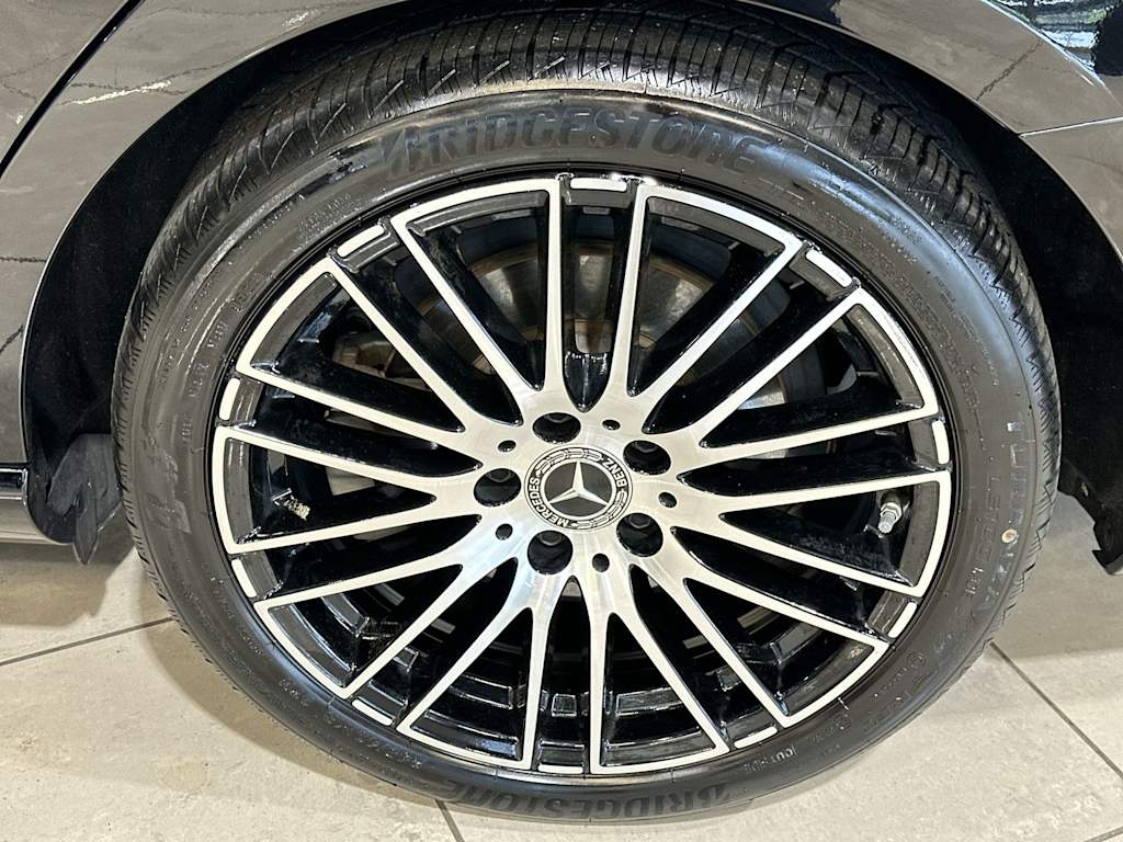 Thumbnail: 2024 Mercedes-Benz C-Class - 7