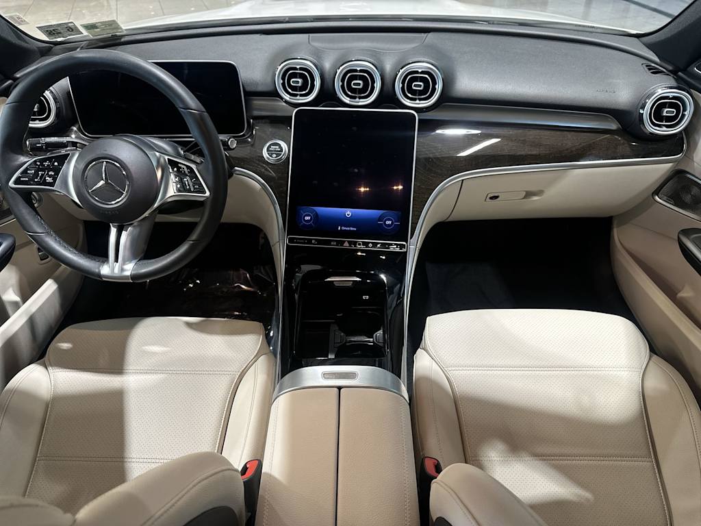 Thumbnail: 2023 Mercedes-Benz C-Class - 2